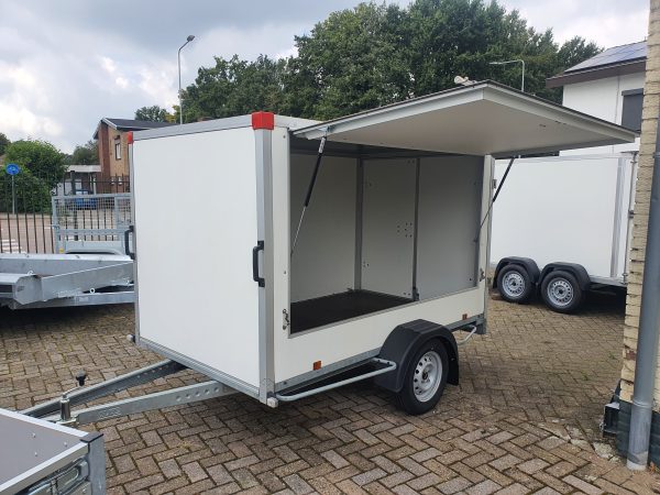 Gesloten aanhangwagen met zijklep power trailer