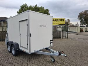 Sirius trailer gesloten dubbelasser poly