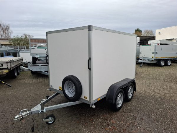 Gesloten aanhangwagen dubbelas ongeremd 750kg 250x150x150